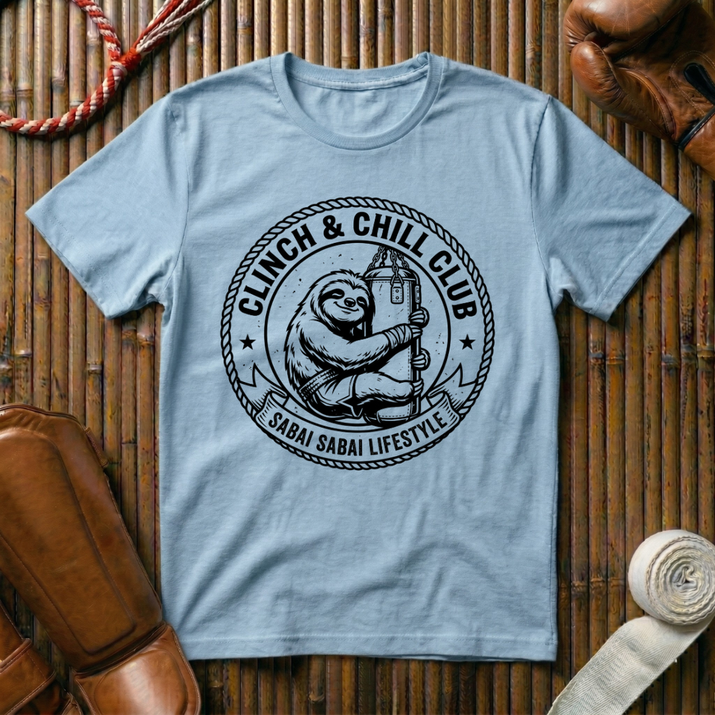 Clinch And Chill Club - T‑Shirt