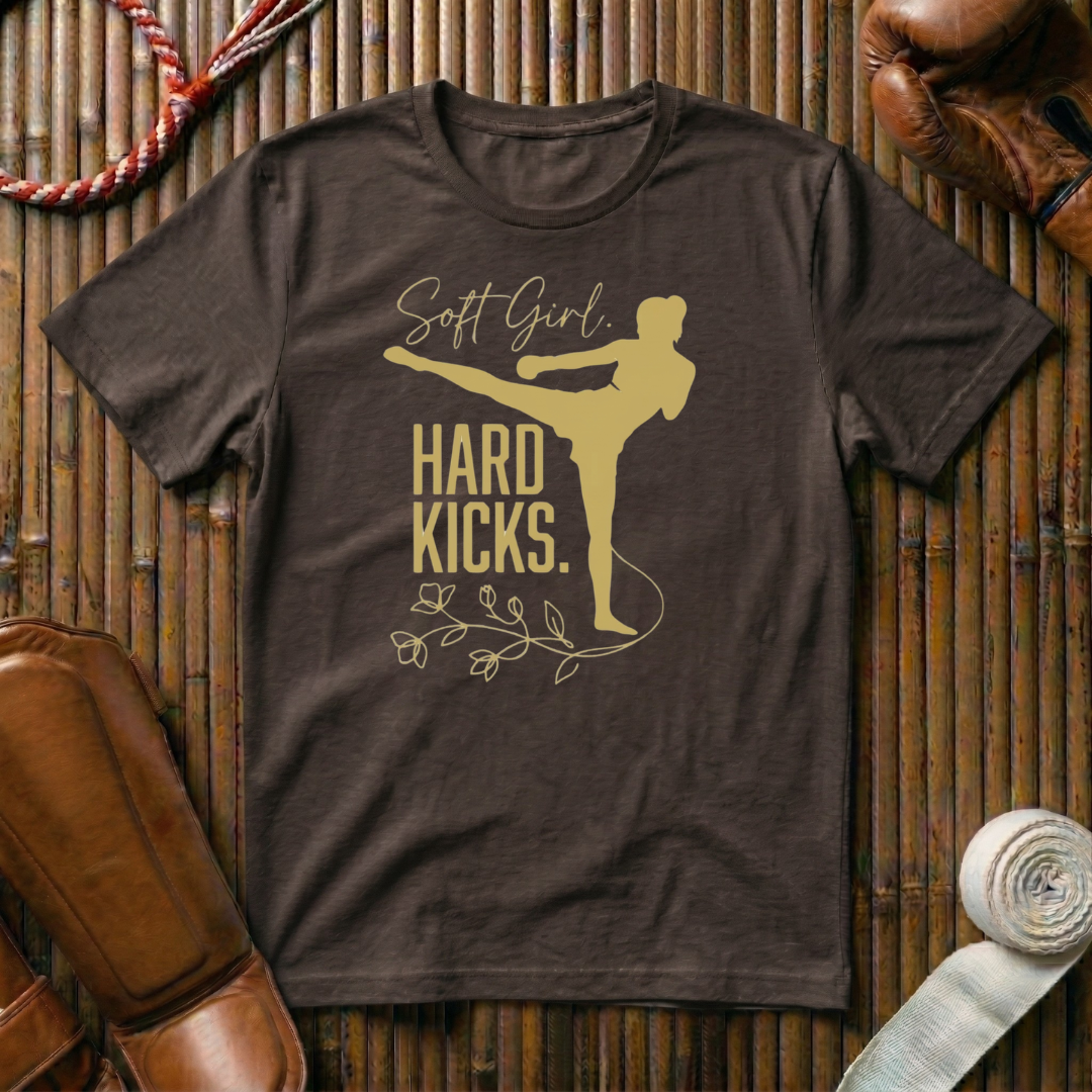 Soft Girl - Hards Kicks - T-Shirt