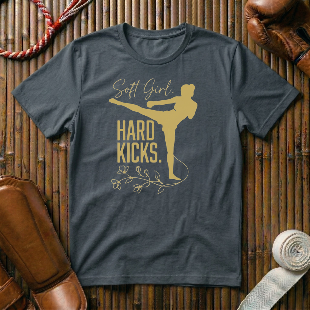 Soft Girl - Hards Kicks - T-Shirt