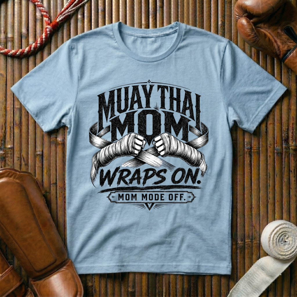 Muay Thai Mom - T‑Shirt