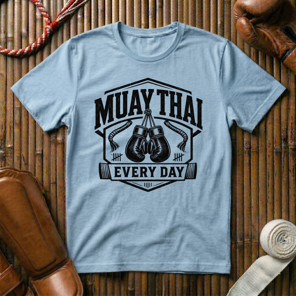 Muay Thai Every Day - T‑Shirt