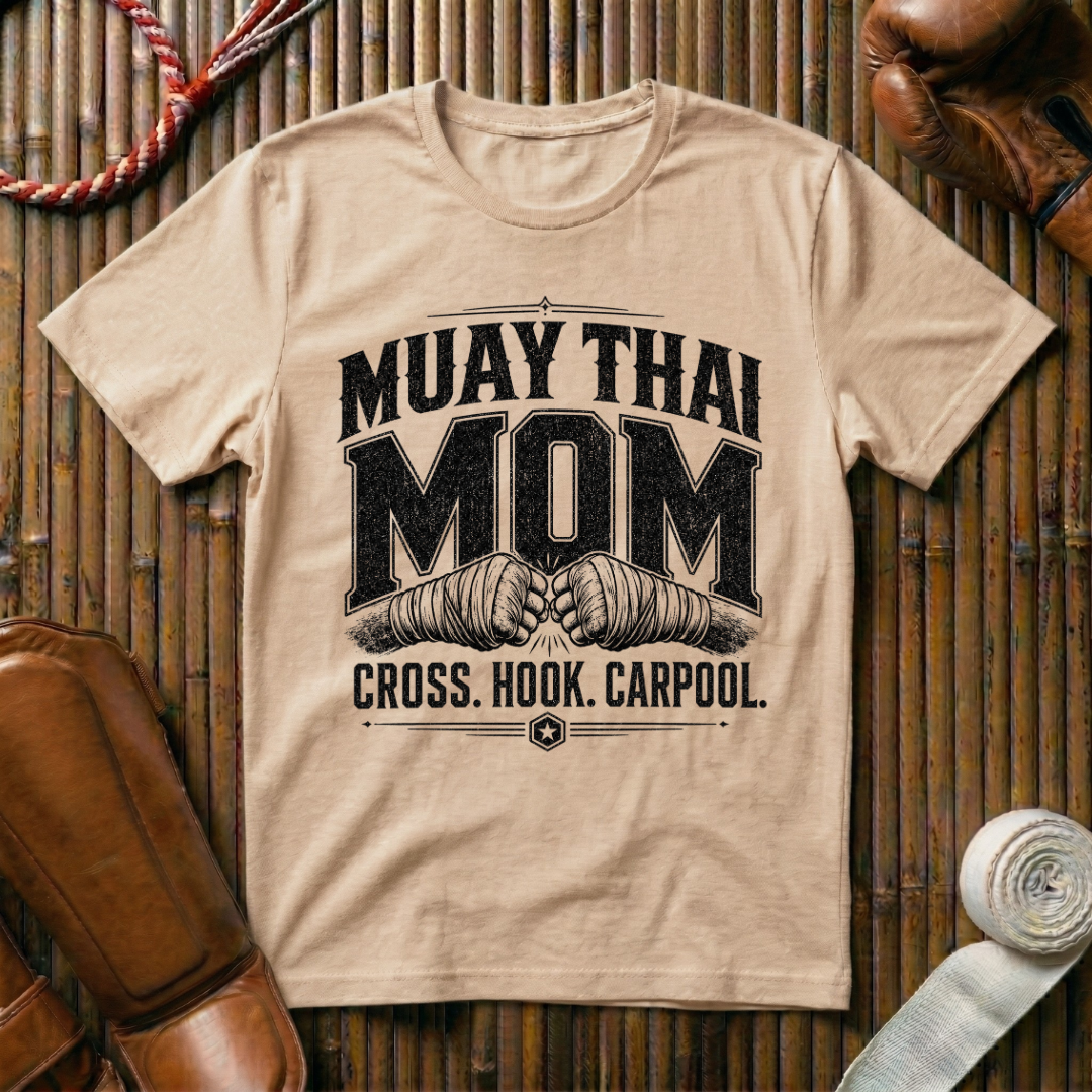 Muay Thai Mom - T‑Shirt