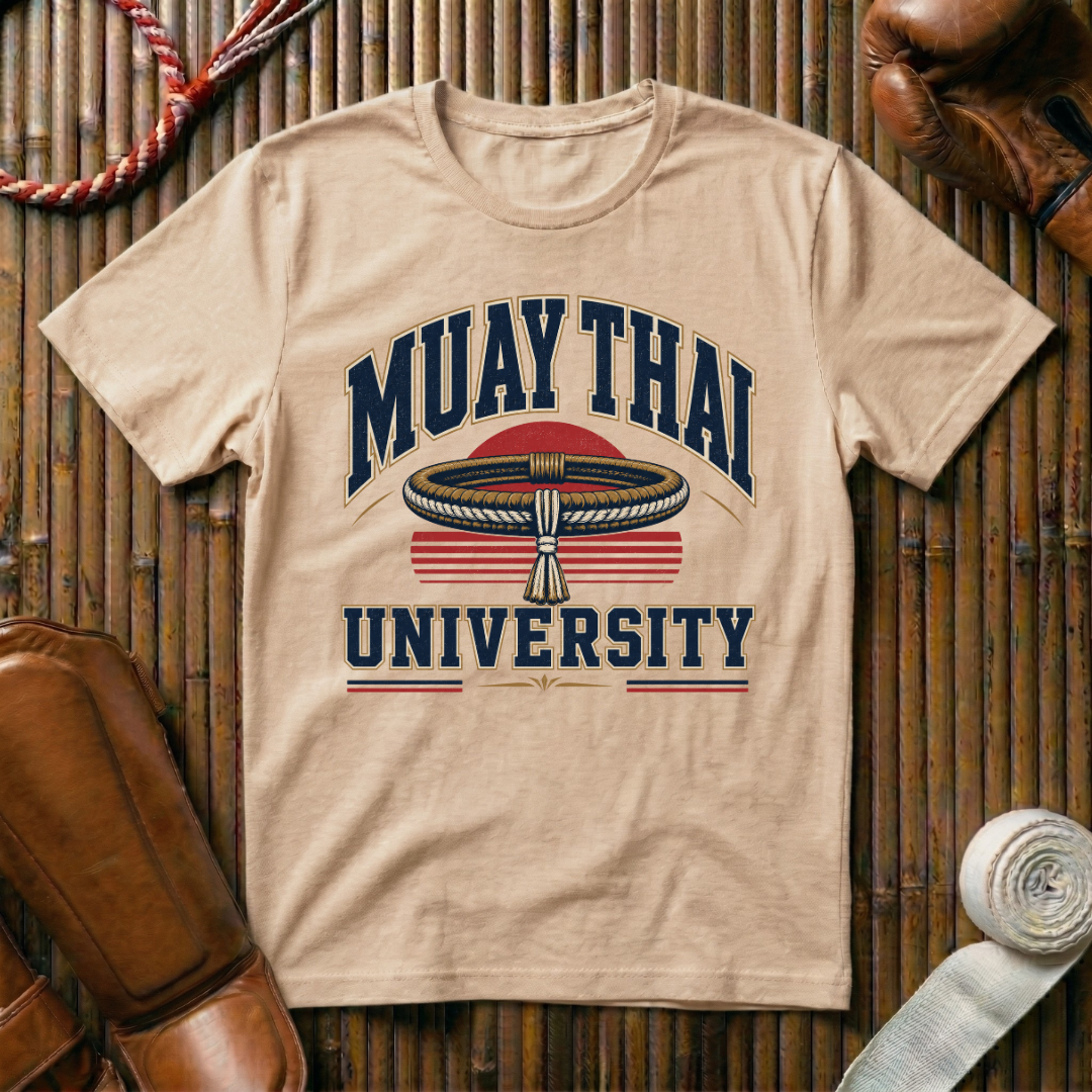 Muay Thai University - T‑Shirt