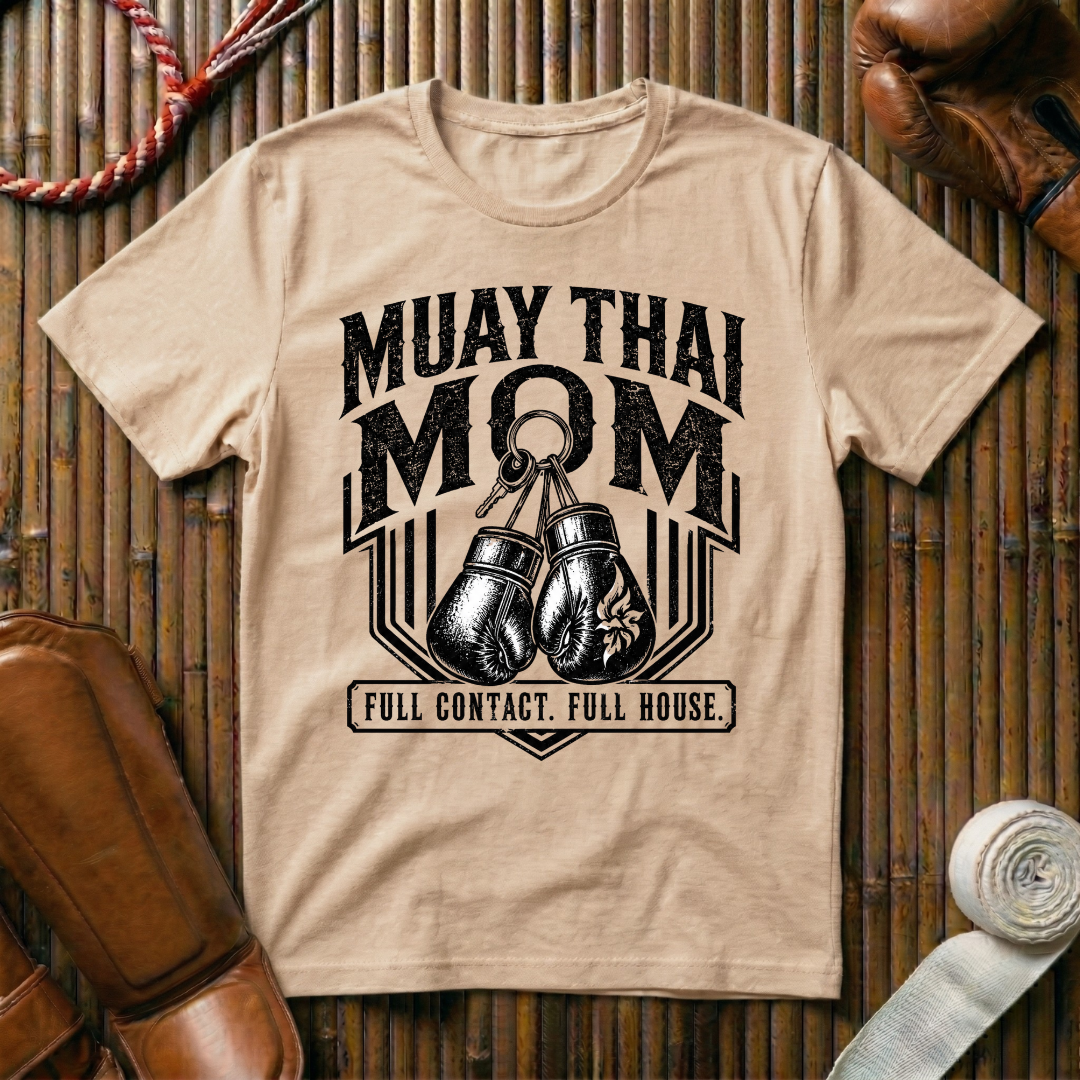 Muay Thai Mom - T‑Shirt