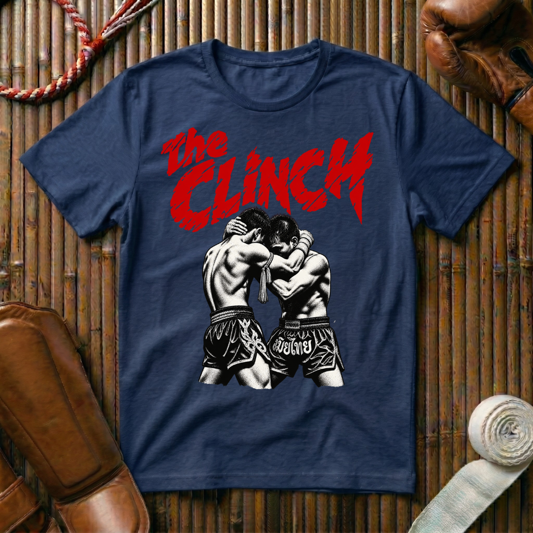 The Clinch - T‑Shirt