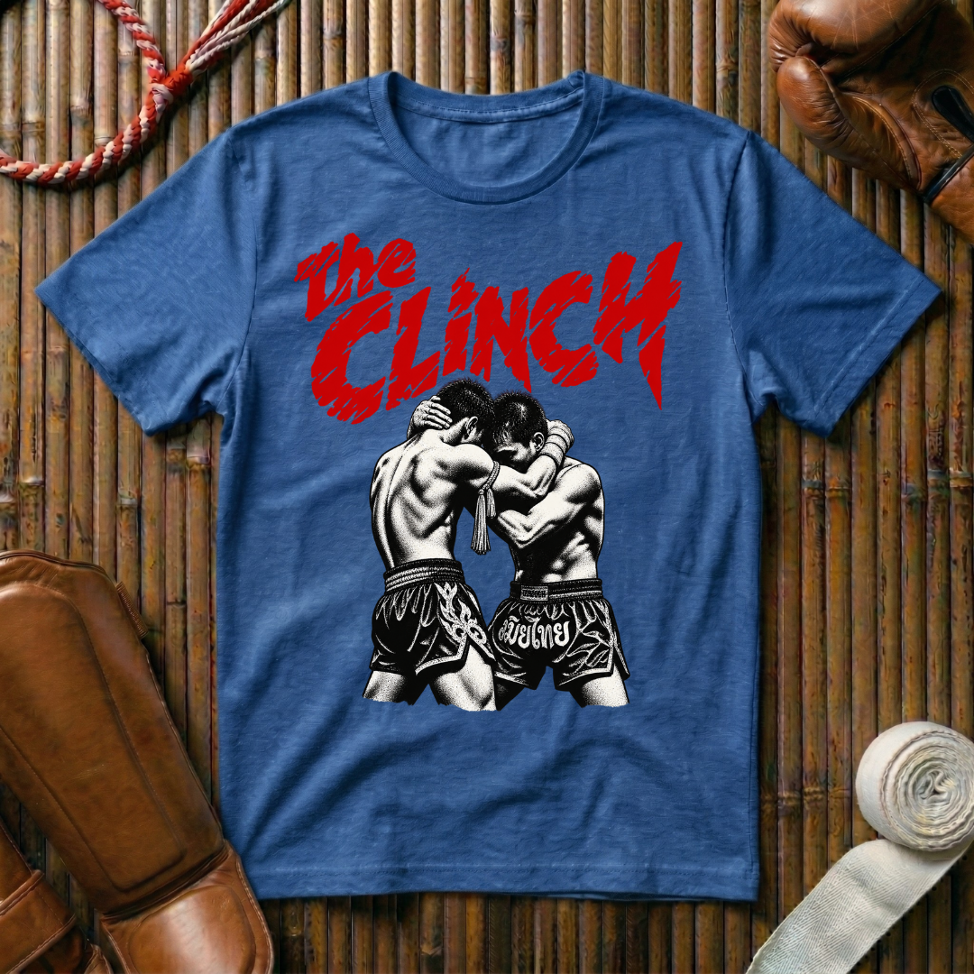 The Clinch - T‑Shirt