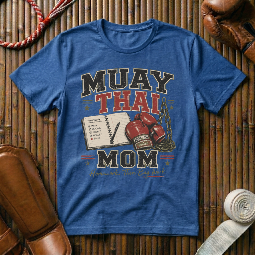 Muay Thai Mom - T‑Shirt