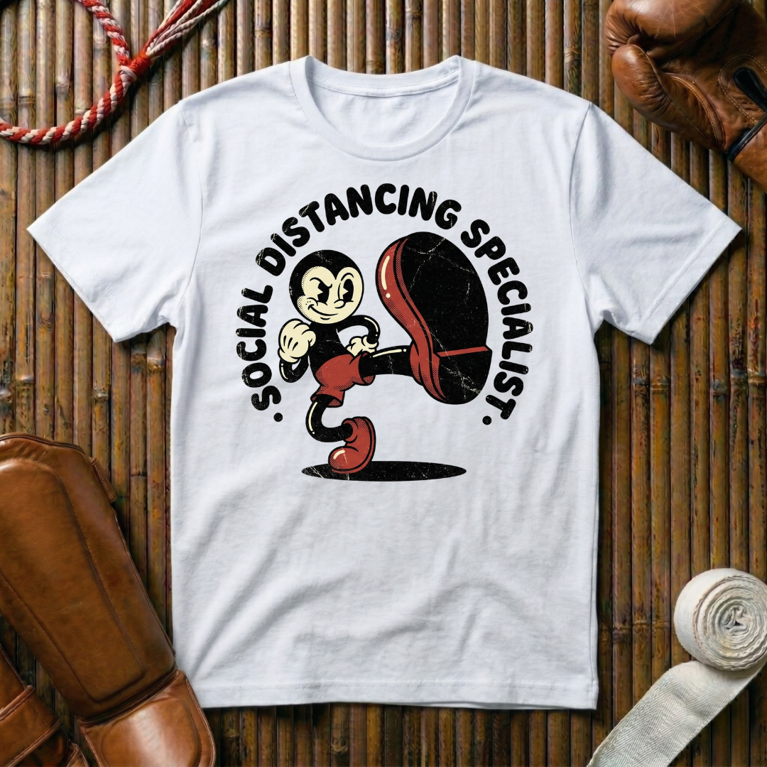 Social Distancing Expert - T-Shirt