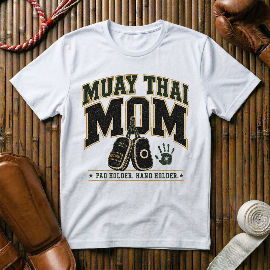 Muay Thai Mom - T‑Shirt