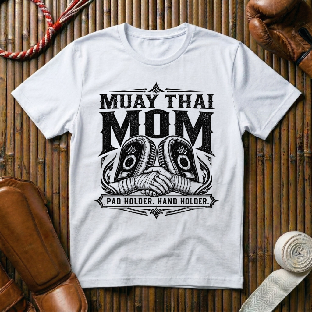 Muay Thai Mom - T‑Shirt
