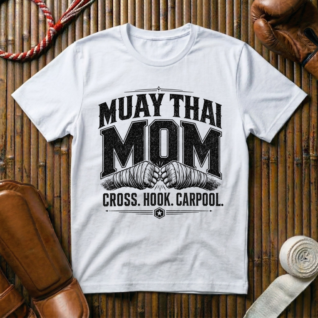 Muay Thai Mom - T‑Shirt
